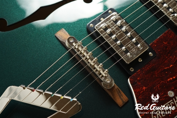 G2420 STREAMLINER™ HOLLOW BODY WITH CHROMATIC II TAILPIECE - Cadillac Green