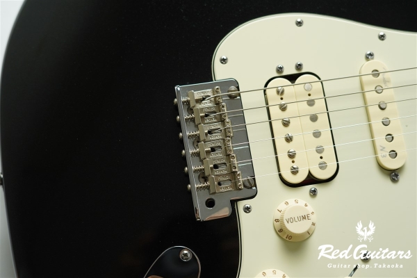 American Deluxe Stratocaster Plus HSS - Mystic Black