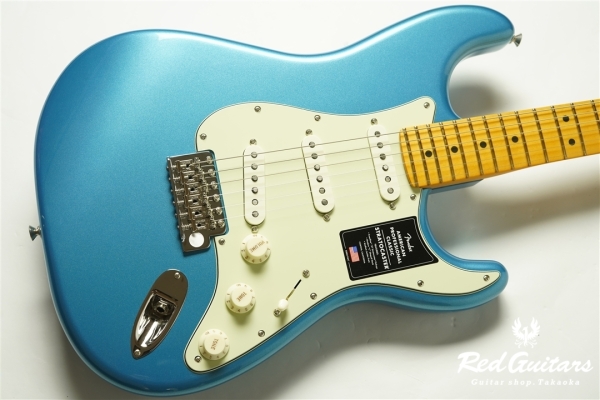 American Professional Classic Stratocaster - Faded Lake Placid Blue