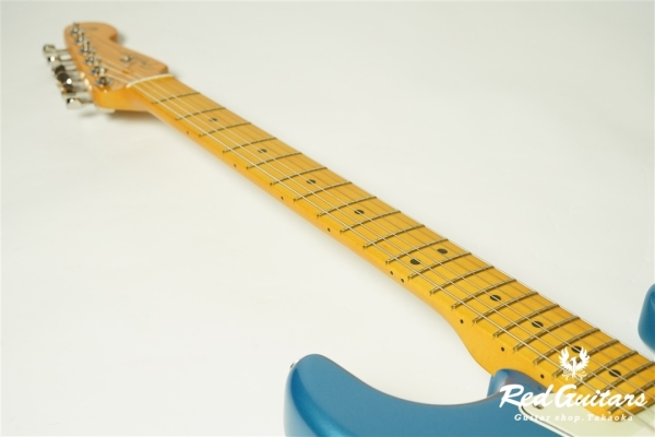 American Professional Classic Stratocaster - Faded Lake Placid Blue
