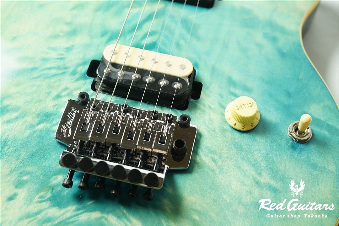 AXIS AX40-TBL-M - Trans Blue