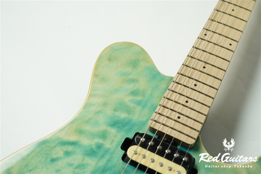 AXIS AX40-TBL-M - Trans Blue