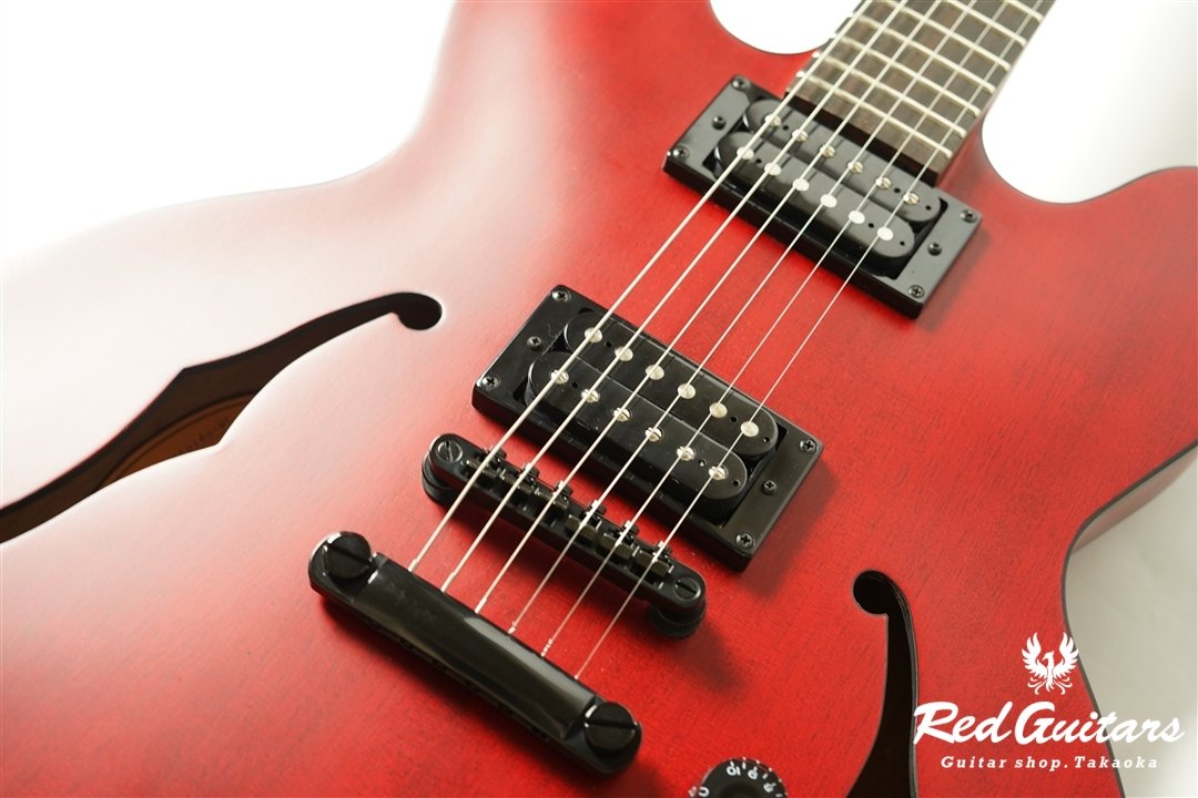 Dot Studio - Worn Cherry