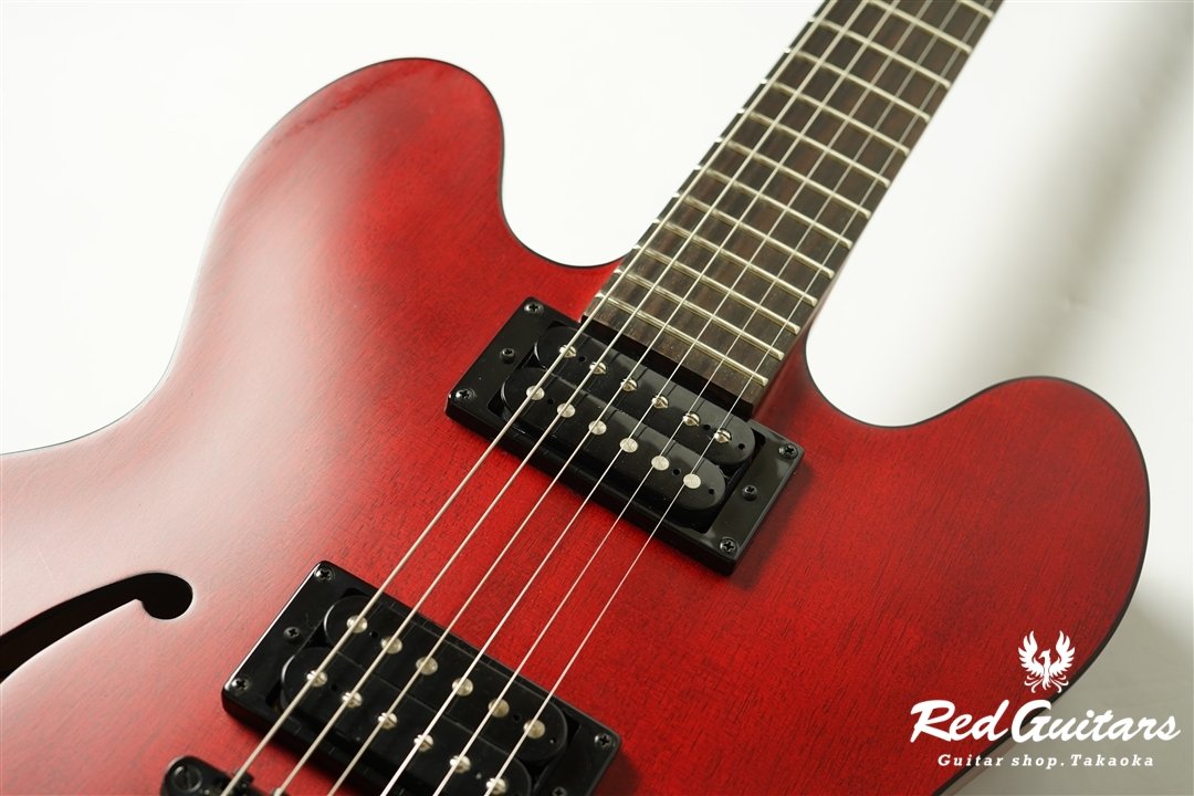 Dot Studio - Worn Cherry