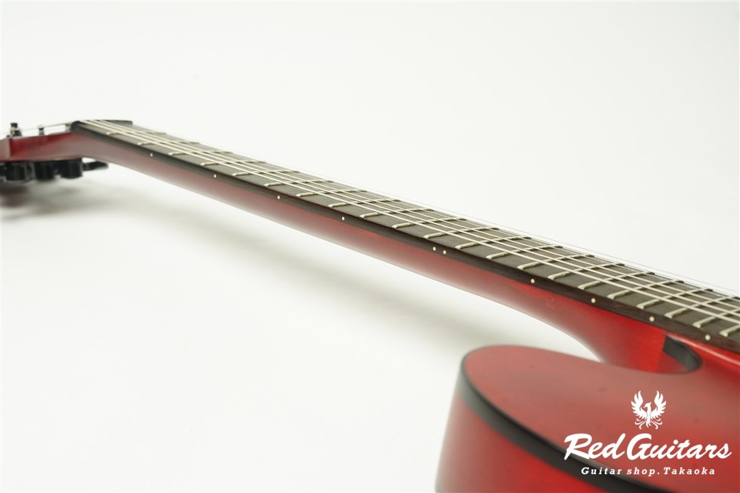 Dot Studio - Worn Cherry