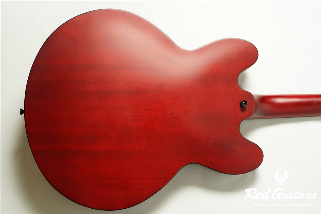 Dot Studio - Worn Cherry