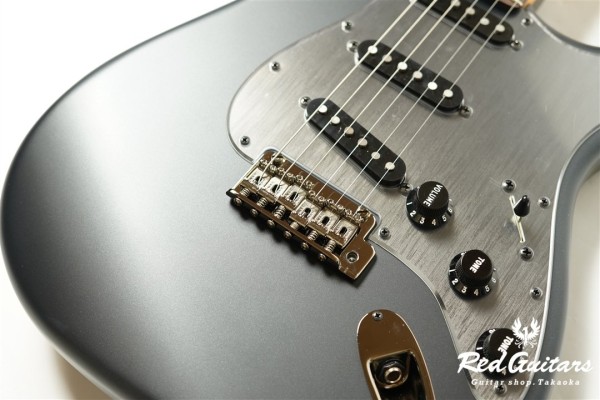 Made in Japan Hybrid II 2026 Collection Stratocaster Satin Metallic - Matte Phantom Black