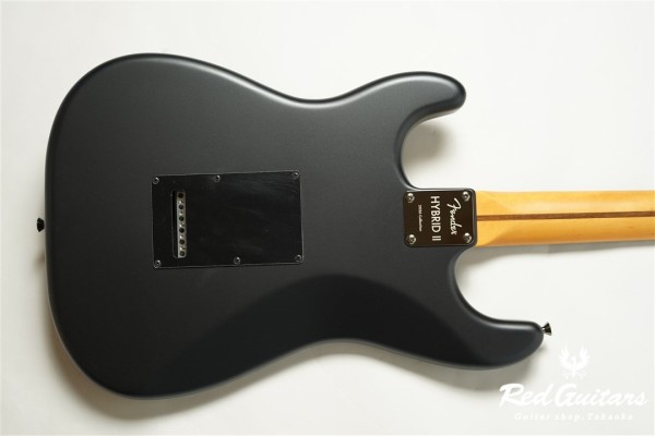 Made in Japan Hybrid II 2026 Collection Stratocaster Satin Metallic - Matte Phantom Black