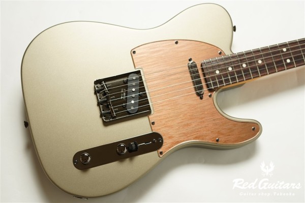 Made in Japan Hybrid II 2026 Collection Telecaster Satin - Metallic Matte Champagne Mirage