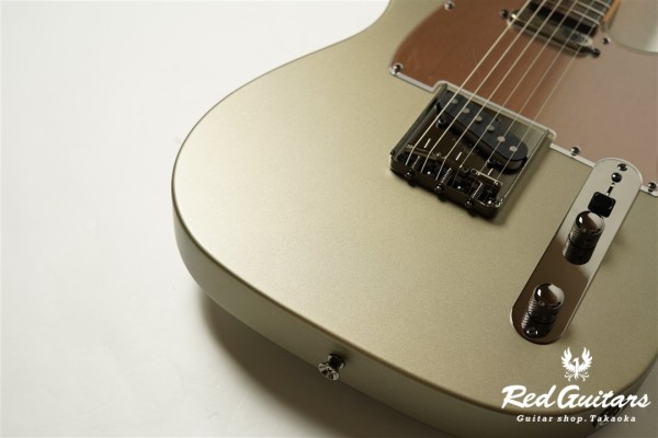 Made in Japan Hybrid II 2026 Collection Telecaster Satin - Metallic Matte Champagne Mirage