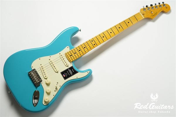 American Professional II Stratocaster - Miami Blue