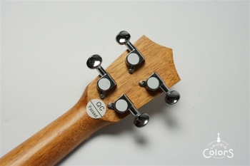 Kailua Concert Ukulele w/EQ