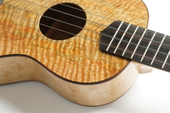 ukulele tenor 14f std. w Curly Hawaiian Mango Top / Birds Eye Maple Side & Back