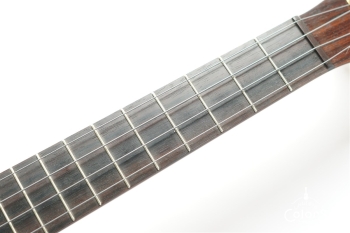 ukulele tenor 14f std. w Curly Hawaiian Mango Top / Birds Eye Maple Side & Back