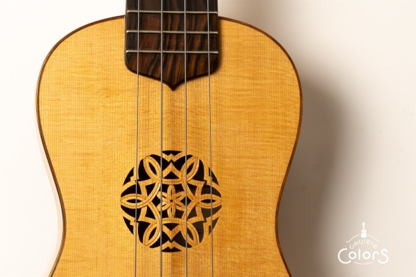 ukulele concert 13f r.a. / Spruce TOP/Figured Maple SIDE & BACK