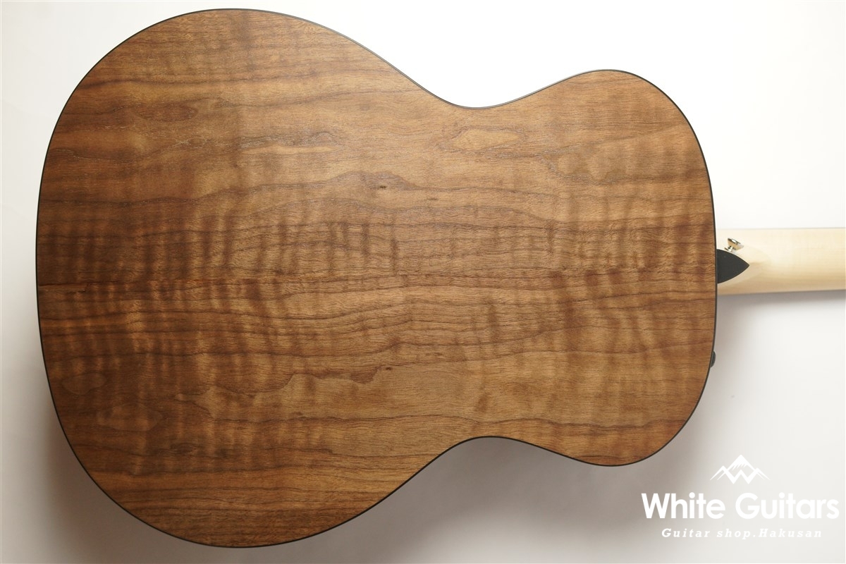 Taylor 114e-Walnut 2017 | White Guitars Online Store