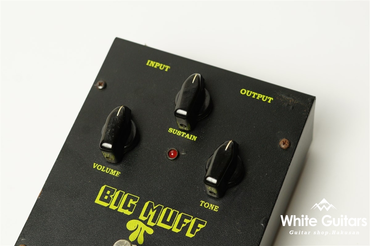 Electro-Harmonix Big Muff Pi Black Russian | White Guitars