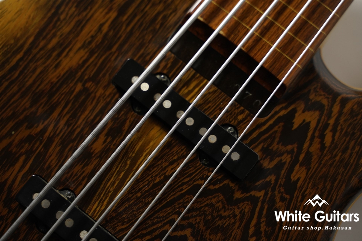 STR GUITARS LS549 Fretless | White Guitars Online Store