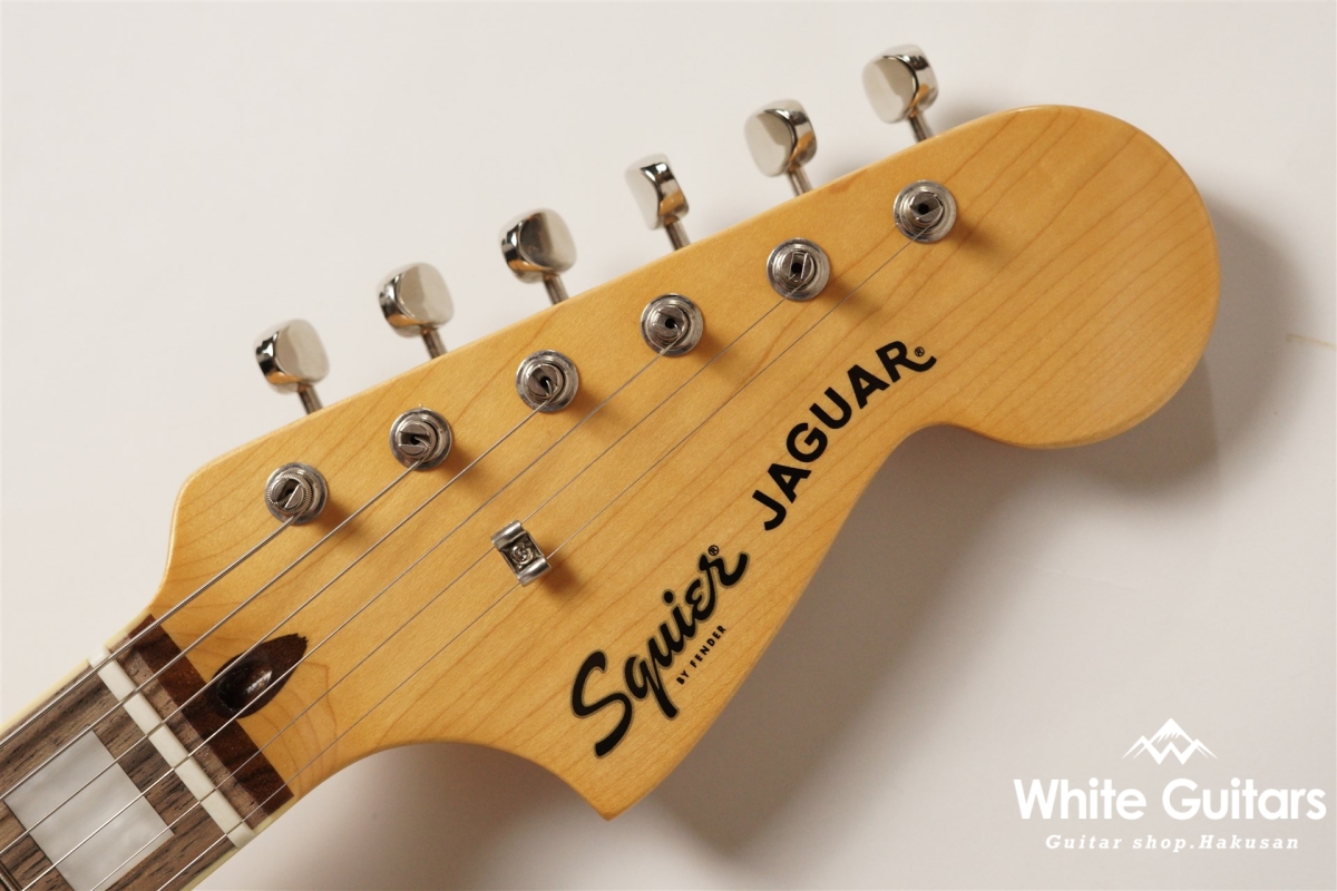 Squier by Fender Classic Vibe '70s Jaguar - Black | White