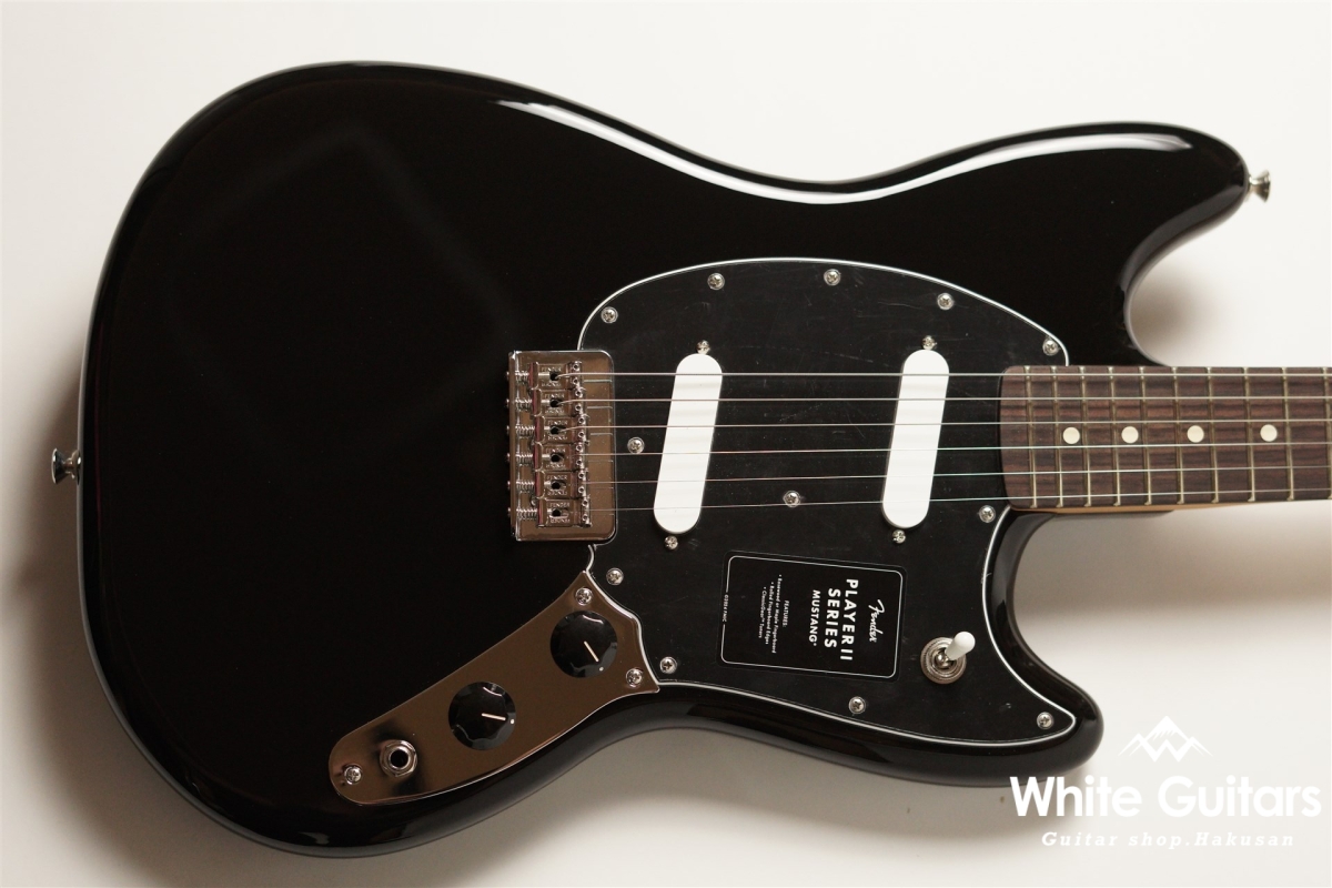Fender Player 黒 Fender Player Stratocaster Pau Ferro Fingerboard Black
