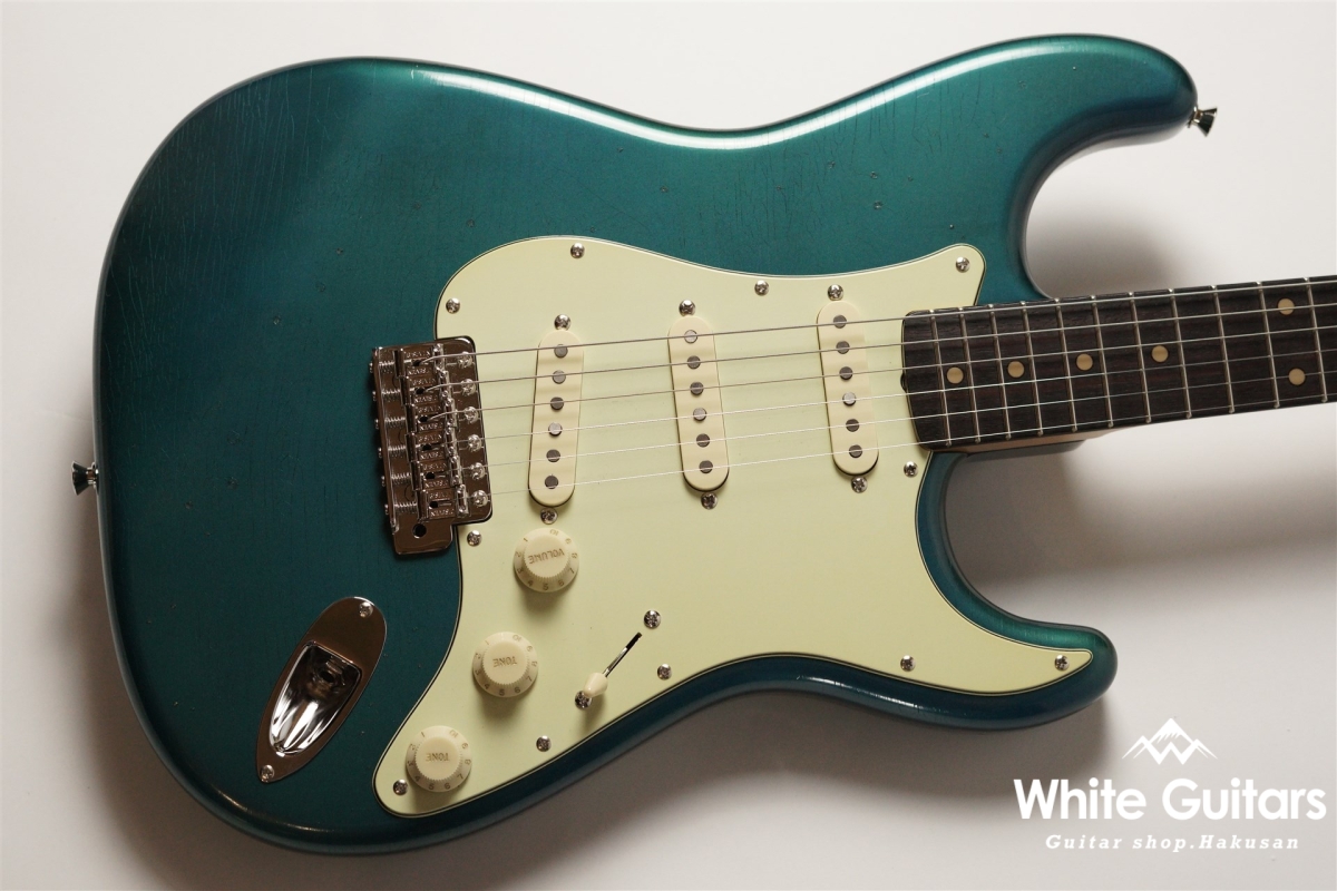 g7-ST/R / Lightly Aged - Vintage Lake Placid Blue