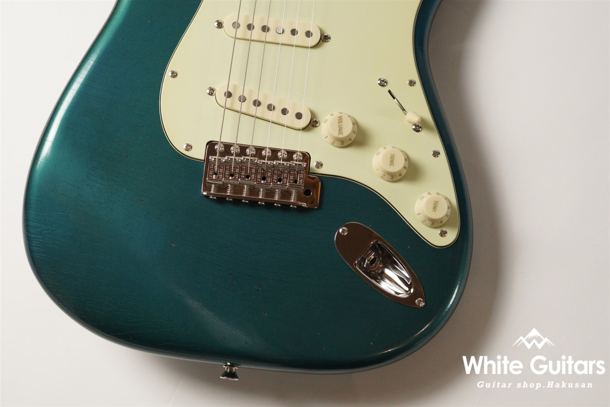 g7-ST/R / Lightly Aged - Vintage Lake Placid Blue
