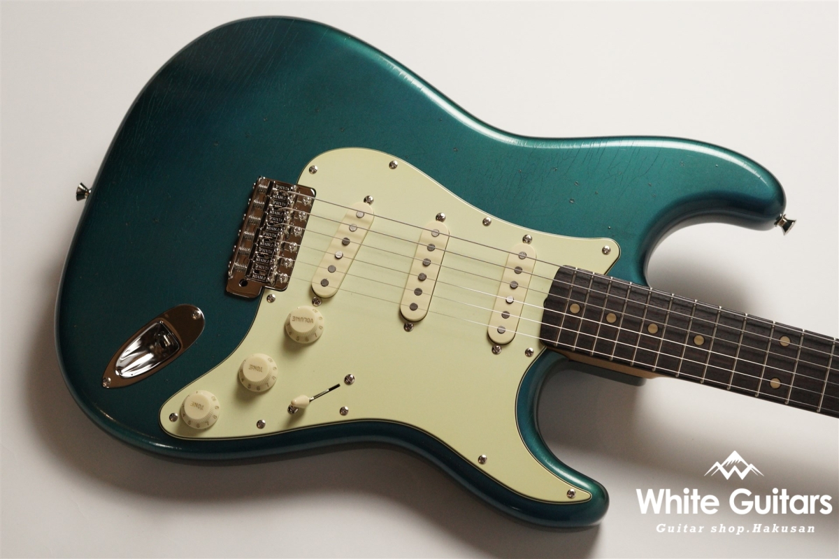 g7-ST/R / Lightly Aged - Vintage Lake Placid Blue