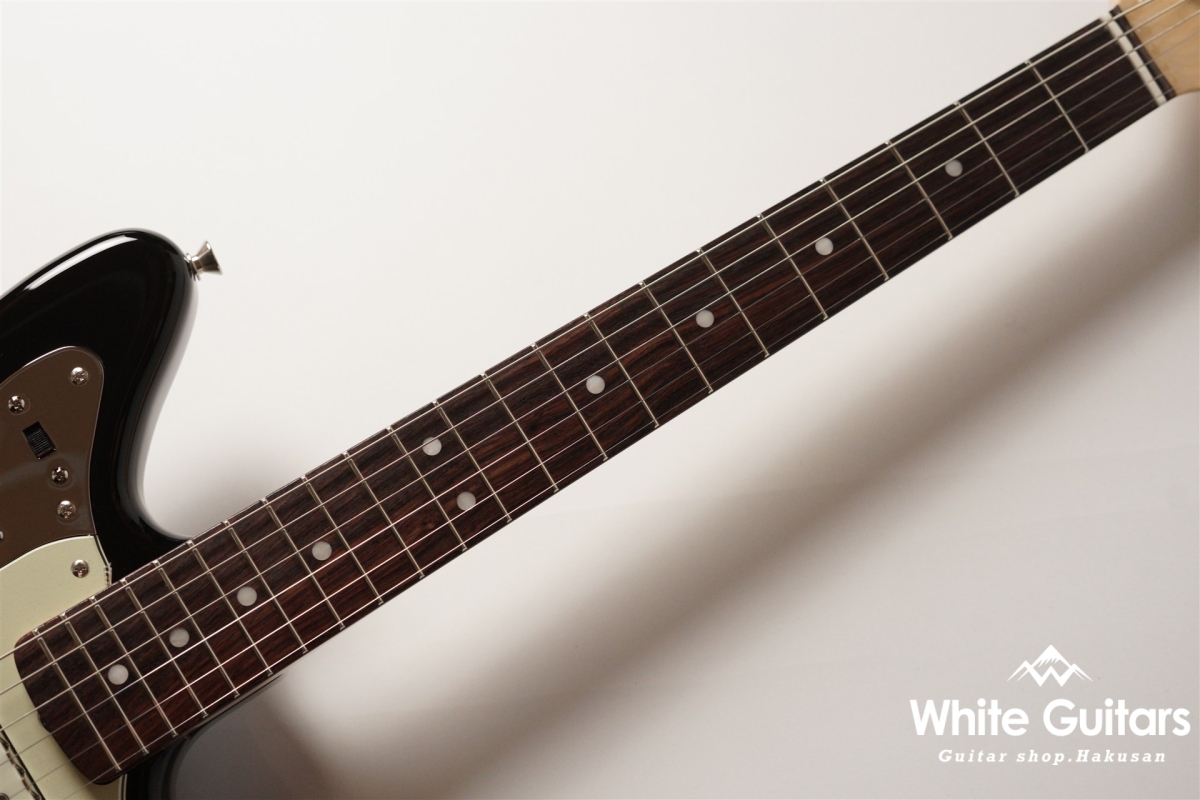 Made in Japan Traditional 2025 Collection, 60s Jaguar - Competition Black / 3-Color Sunburst