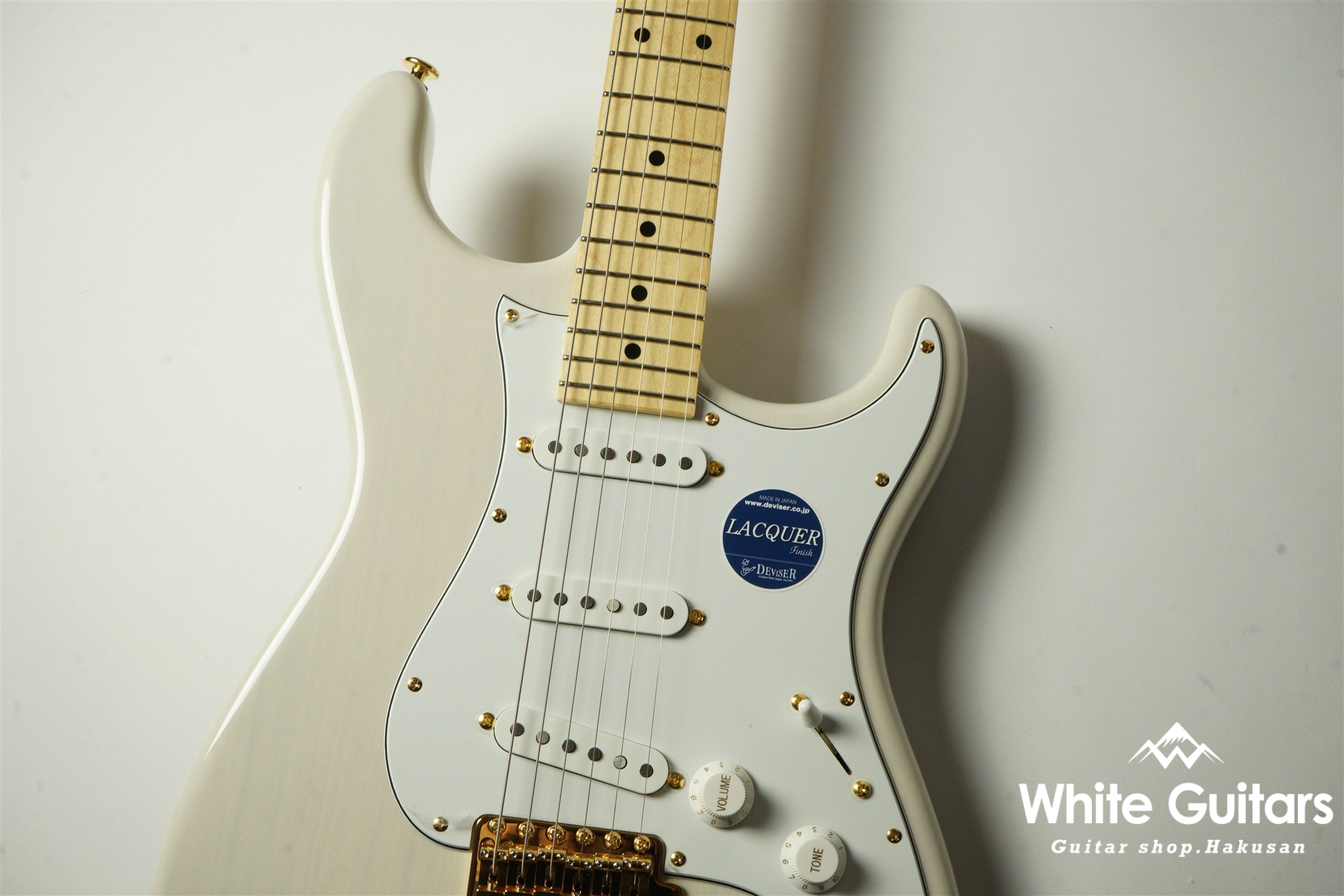 MOMOSE MC2-STD/M - White Blonde / Gold Parts | White Guitars