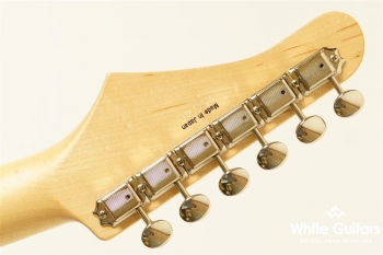 Liquid - See-through Metallic White Burst