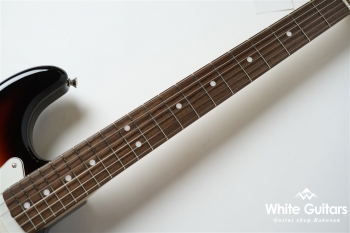 Made in Japan Traditional Late 60s Stratocaster - 3 Color Sunburst