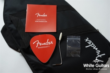 Made in Japan Traditional Late 60s Stratocaster - 3 Color Sunburst