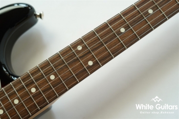 Made in Japan Traditional 60s Stratocaster - 3-Color Sunburst