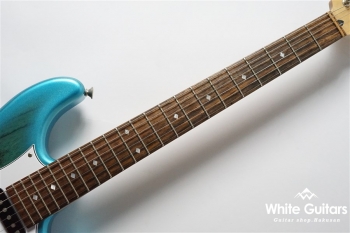 Liquid See-through Metric Blue Burst