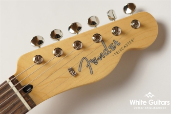 2021 Collection Made in Japan Hybrid II Telecaster - Candy Apple Red