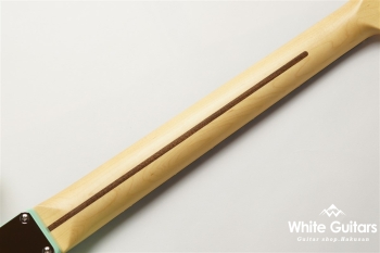 Made in Japan Junior Collection Stratocaster - Satin Surf Green 