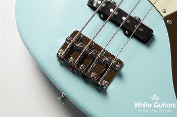 Made in Japan Junior Collection Jazz Bass - Satin Daphne Blue
