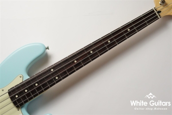 Made in Japan Junior Collection Jazz Bass - Satin Daphne Blue