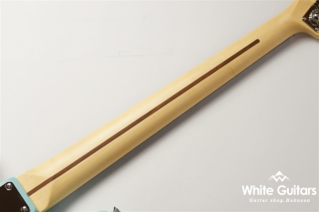 Made in Japan Junior Collection Jazz Bass - Satin Daphne Blue