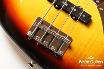 Made in Japan Junior Collection Jazz Bass - 3-Color Sunburst