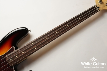 Made in Japan Junior Collection Jazz Bass - 3-Color Sunburst