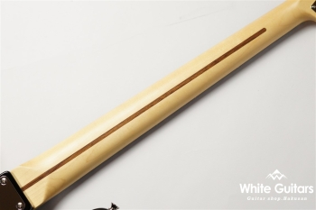 Made in Japan Junior Collection Jazz Bass - 3-Color Sunburst