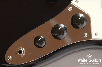 Made in Japan Traditional 60s Jazz Bass - Black