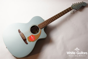 Newporter Player - Ice Blue Satin