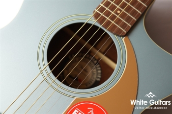 Newporter Player - Ice Blue Satin