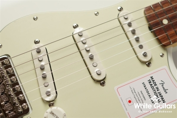 Made in Japan Traditional 60s Stratocaster - Olympic White