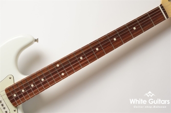 Made in Japan Traditional 60s Stratocaster - Olympic White