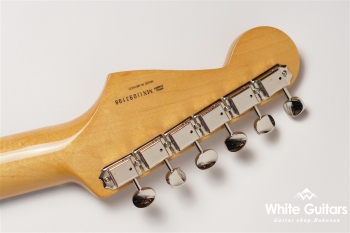 Classic Series ’60s Stratocaster 3 - Color Sunburst