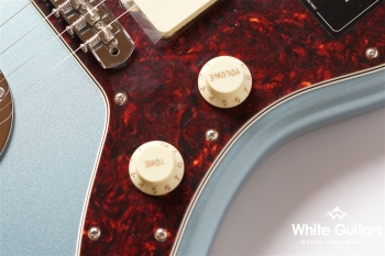 Vintera ’60s Jazzmaster - Ice Blue Metallic