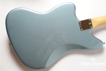 Vintera ’60s Jazzmaster - Ice Blue Metallic